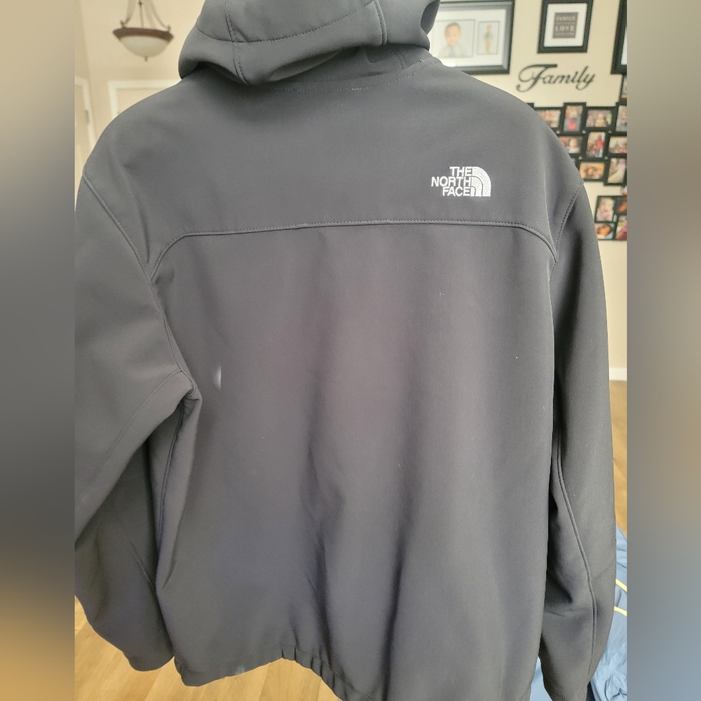The North Face Soft Shell Large Jacket - image 2